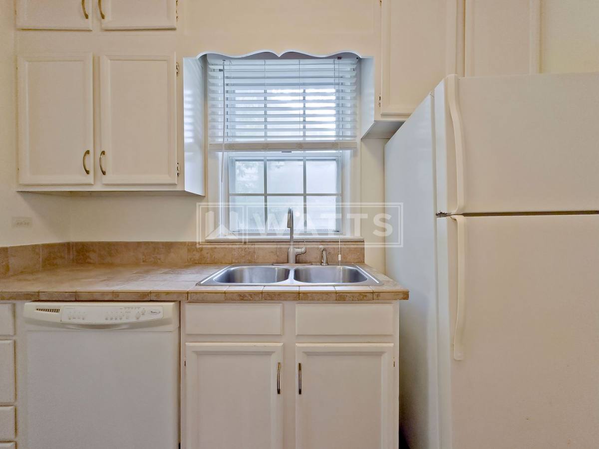House for rent at 712 47th Way S, Birmingham, AL 35222