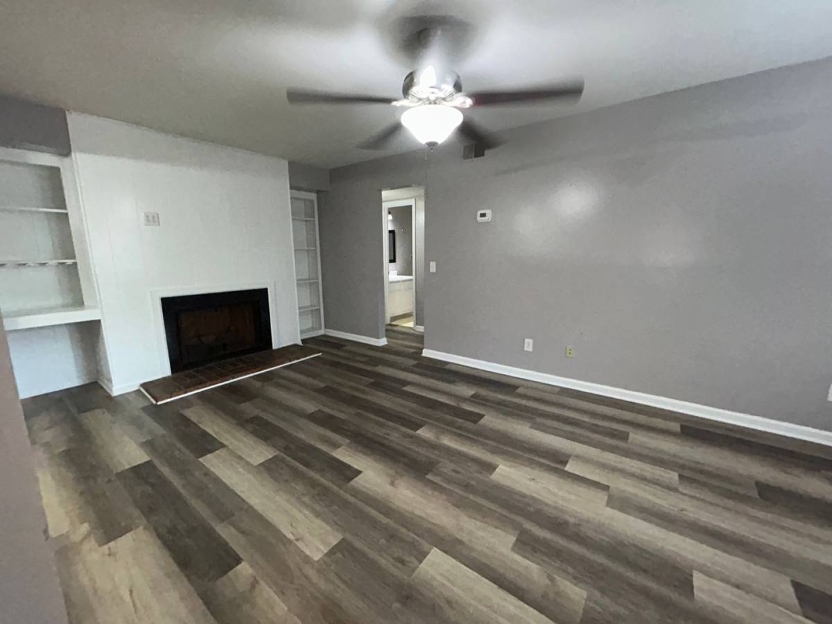 Apartment for rent at 1718 Horseshoe Dr, Columbia, SC 29223
