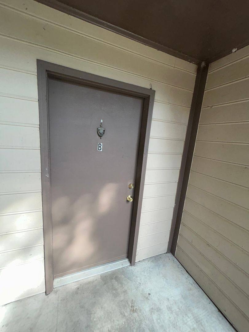 Apartment for rent at 1718 Horseshoe Dr, Columbia, SC 29223