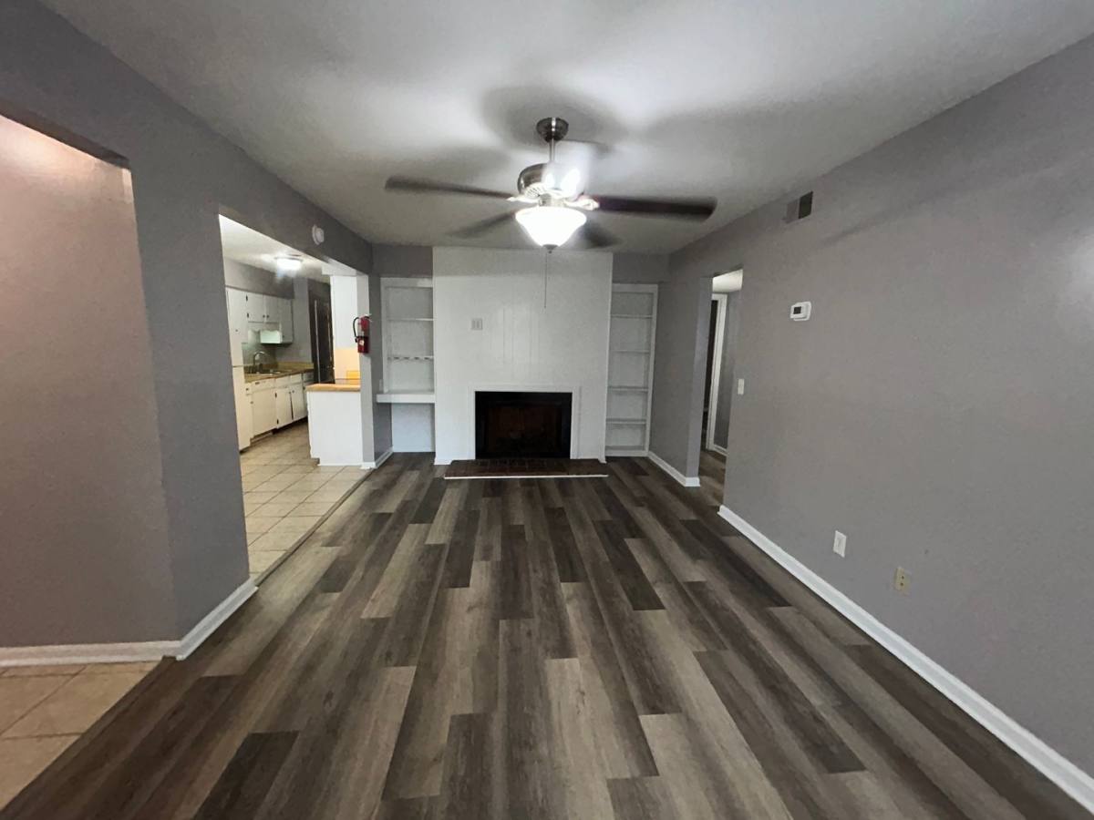 Apartment for rent at 1718 Horseshoe Dr, Columbia, SC 29223