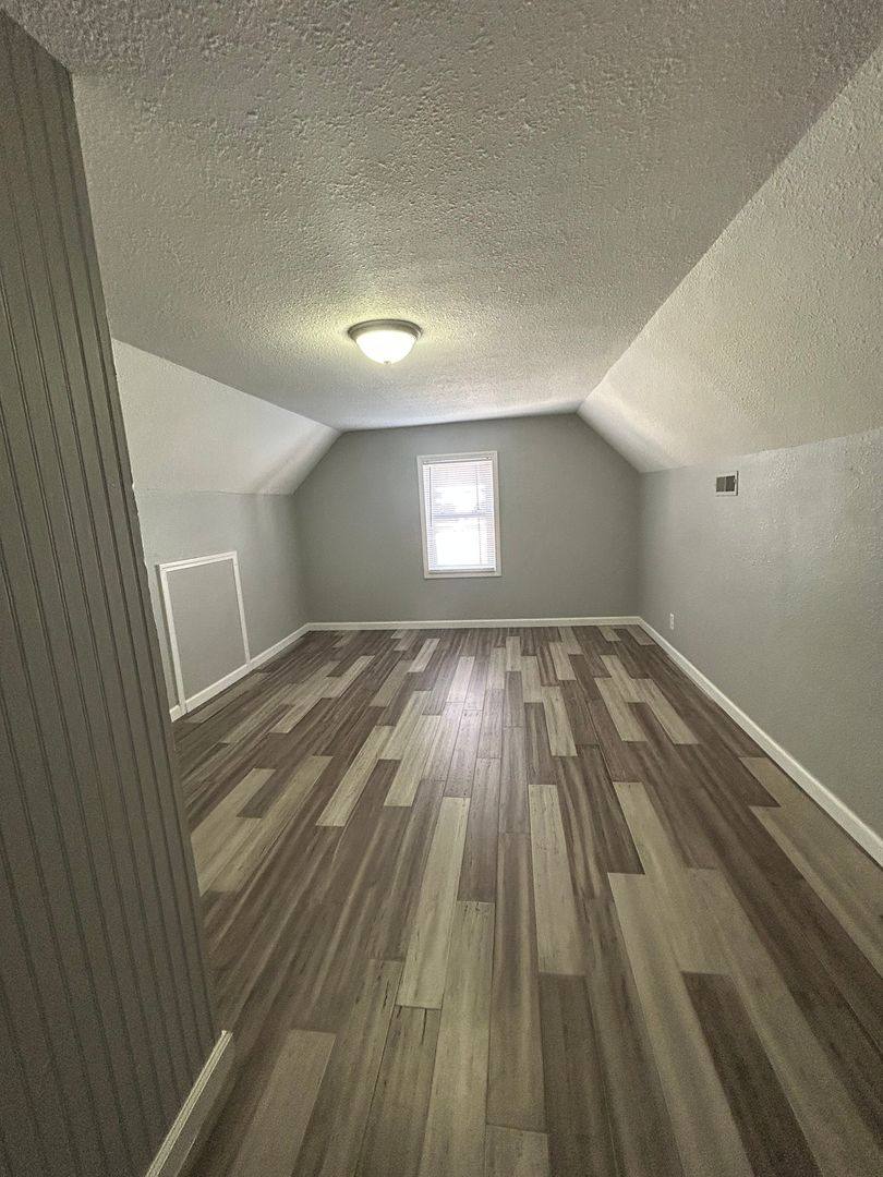 House for rent at 1102 S Jersey Ave, Muncie, IN 47302