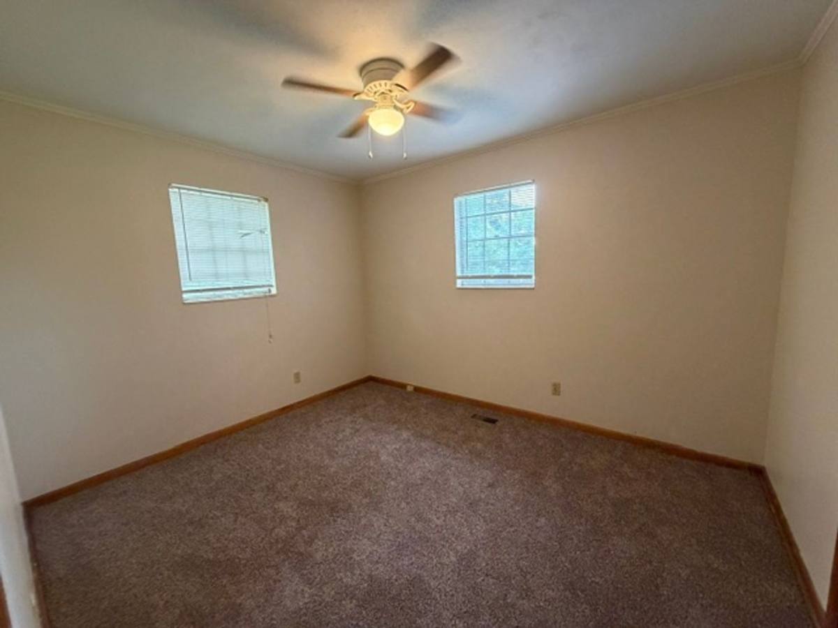 House for rent at 125 Hiwassee Ave NE, Cleveland, TN 37312