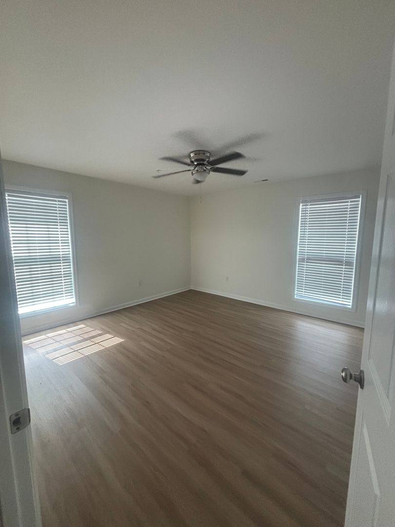 Apartment for rent at 3943 Winchester Rd, New Market, AL 35761