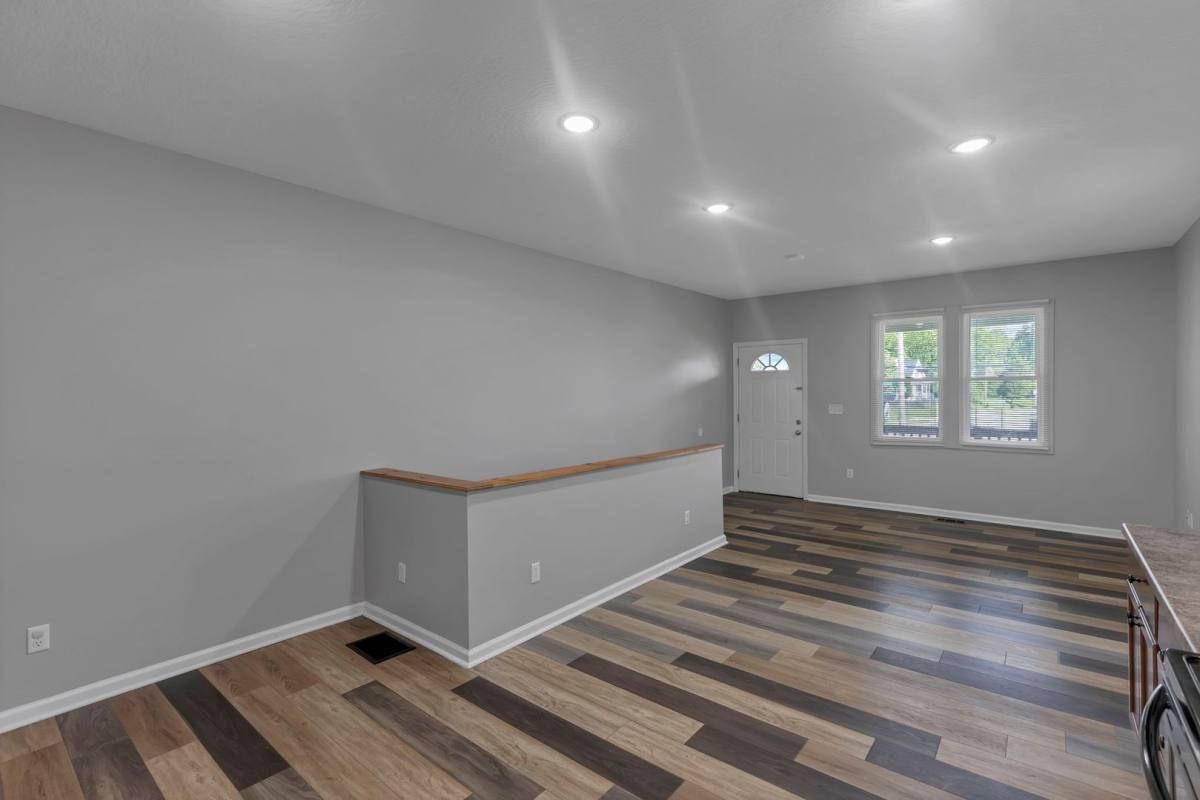 Apartment for rent at 2023 - 2025 Sullivant Ave, Columbus, OH 43223