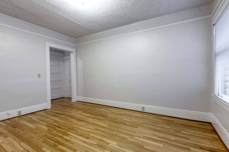 Apartment for rent at 814 NW 22nd Ave, Portland, OR 97210