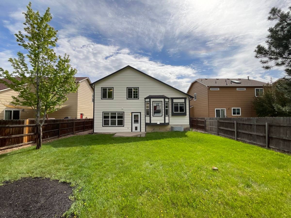 House for rent at 9180 Red Columbine Dr, Colorado Springs, CO 80920
