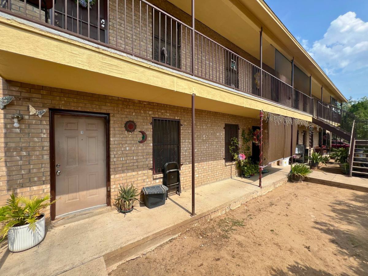 Apartment for rent at 3103 E Price St, Laredo, TX 78043