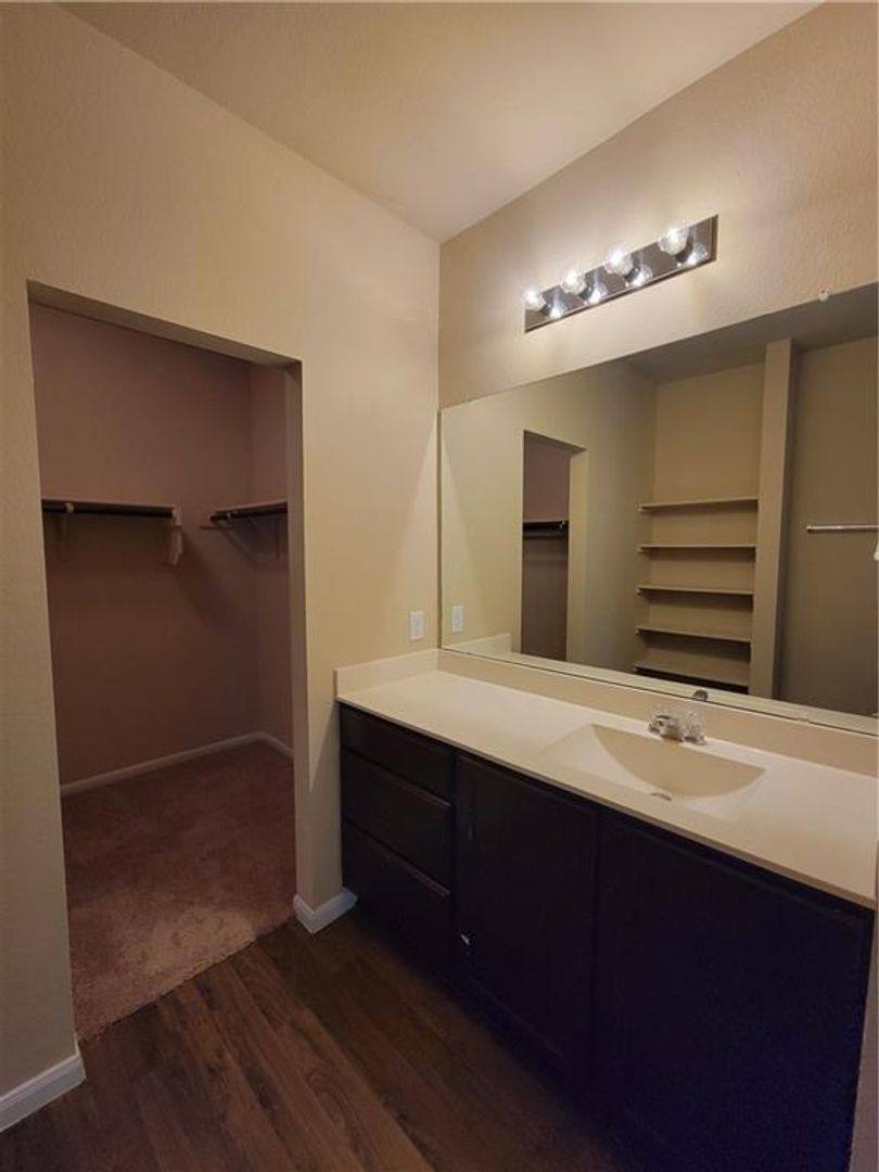 House for rent at 408 Luna Vista Dr, Hutto, TX 78634