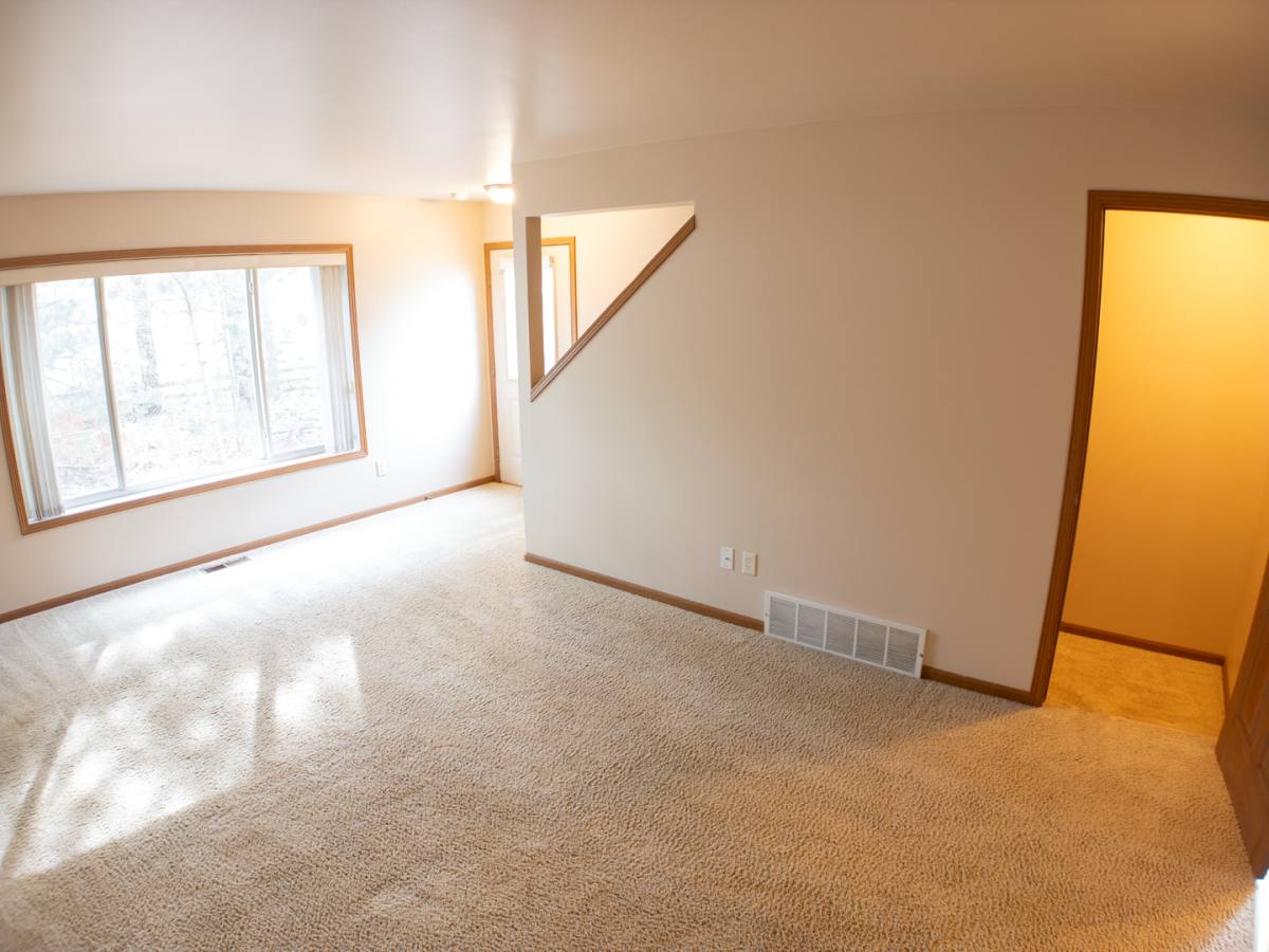 House for rent at 3913 Sterling Dr, Eau Claire, WI 54701