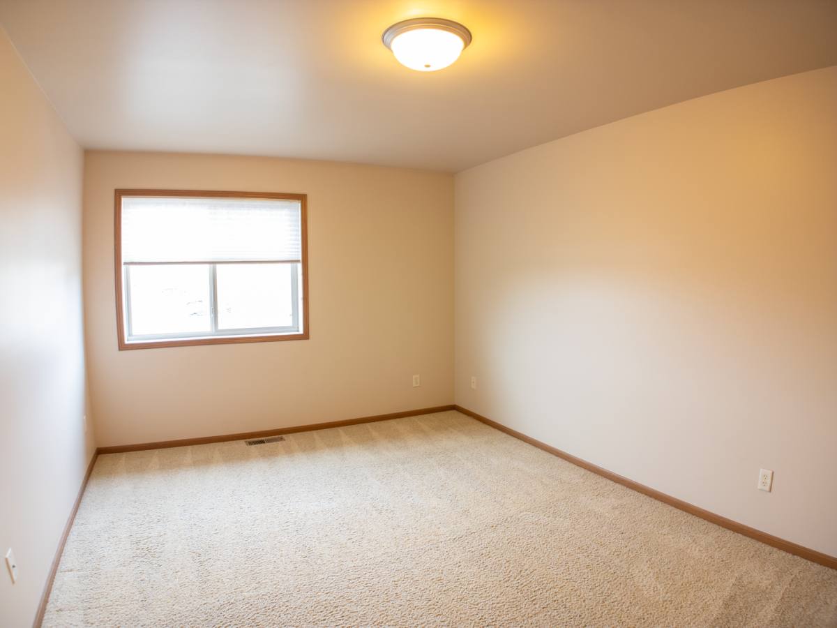 House for rent at 3913 Sterling Dr, Eau Claire, WI 54701