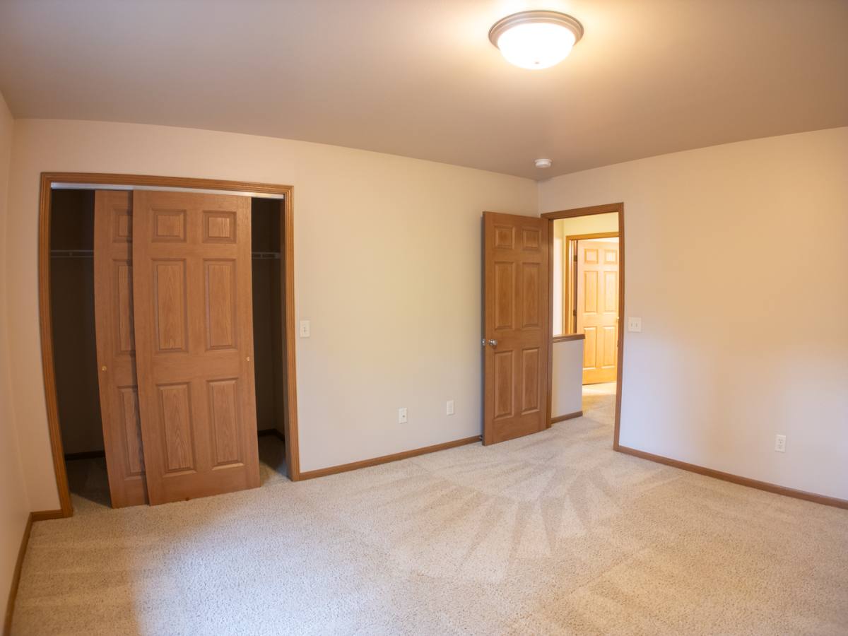 House for rent at 3913 Sterling Dr, Eau Claire, WI 54701