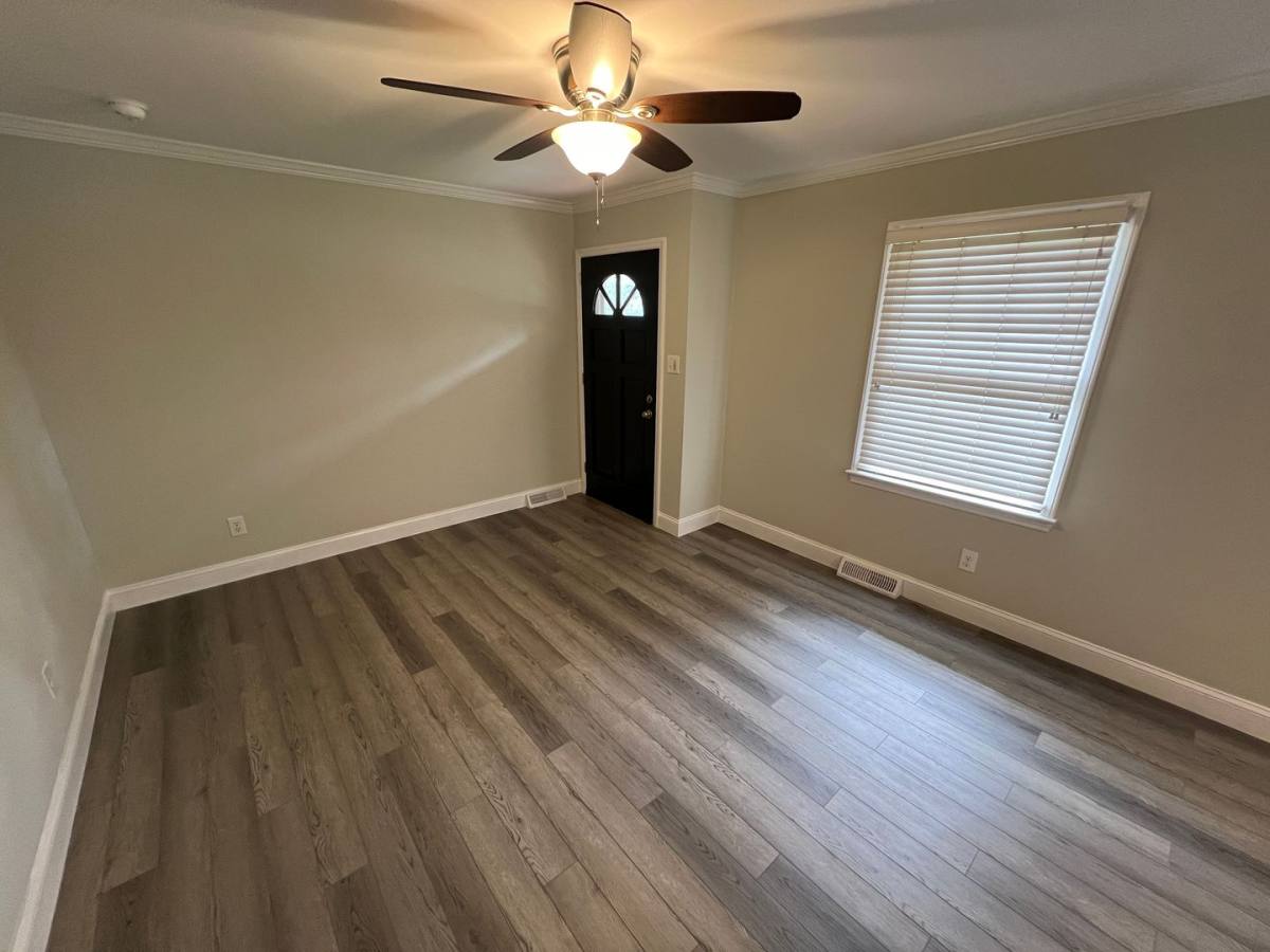 House for rent at 104 Secrest Avenue- Elt, Belmont, NC 28012