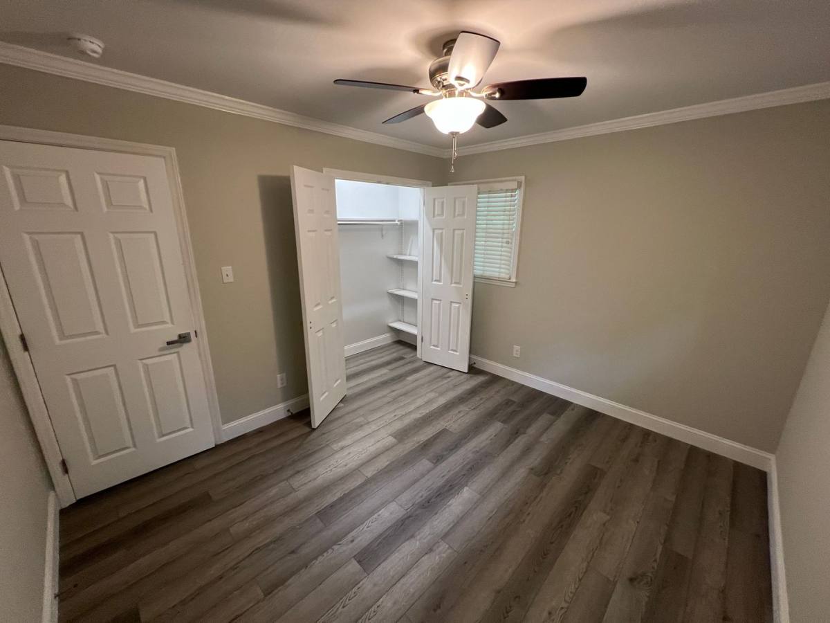 House for rent at 104 Secrest Avenue- Elt, Belmont, NC 28012