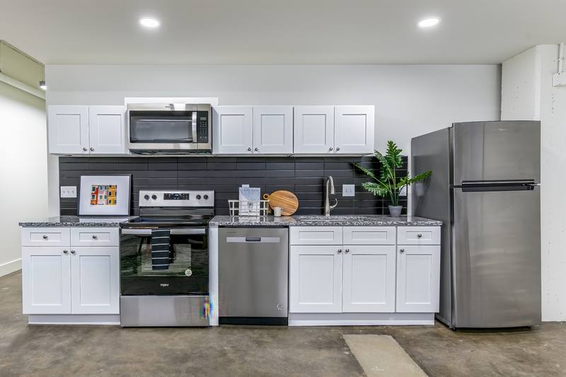 Apartment for rent at 3130 Gillham Rd #304, Kansas City, MO 64109