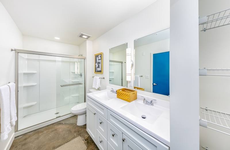 Apartment for rent at 3130 Gillham Rd #304, Kansas City, MO 64109