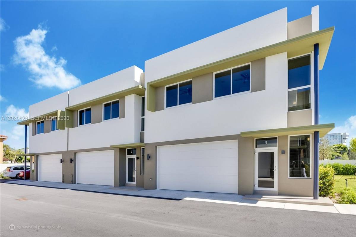 7701 SW 95th Terrace #1, Miami, FL 33156 - Townhouse for Rent - Image 4