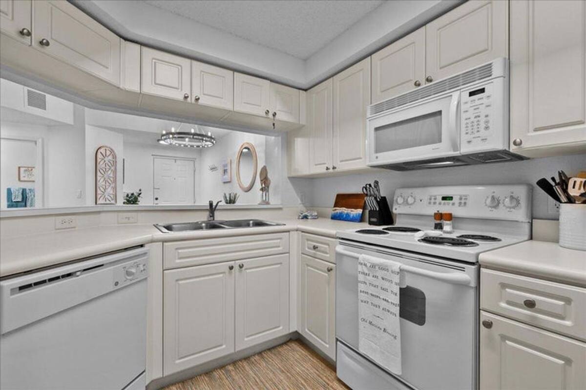 Condo for rent at 3020 Alcazar Place, Palm Beach Gardens, FL 33410