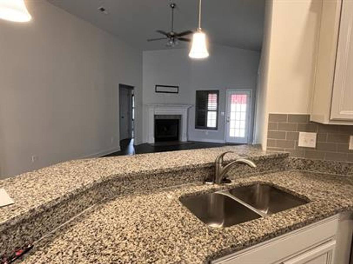 House for rent at 2413 Bell Manor Dr SW, Huntsville, AL 35803
