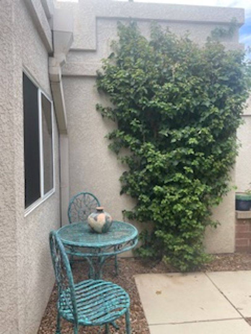 Townhouse for rent at 8601 N Johnny Miller Dr, Tucson, AZ 85742