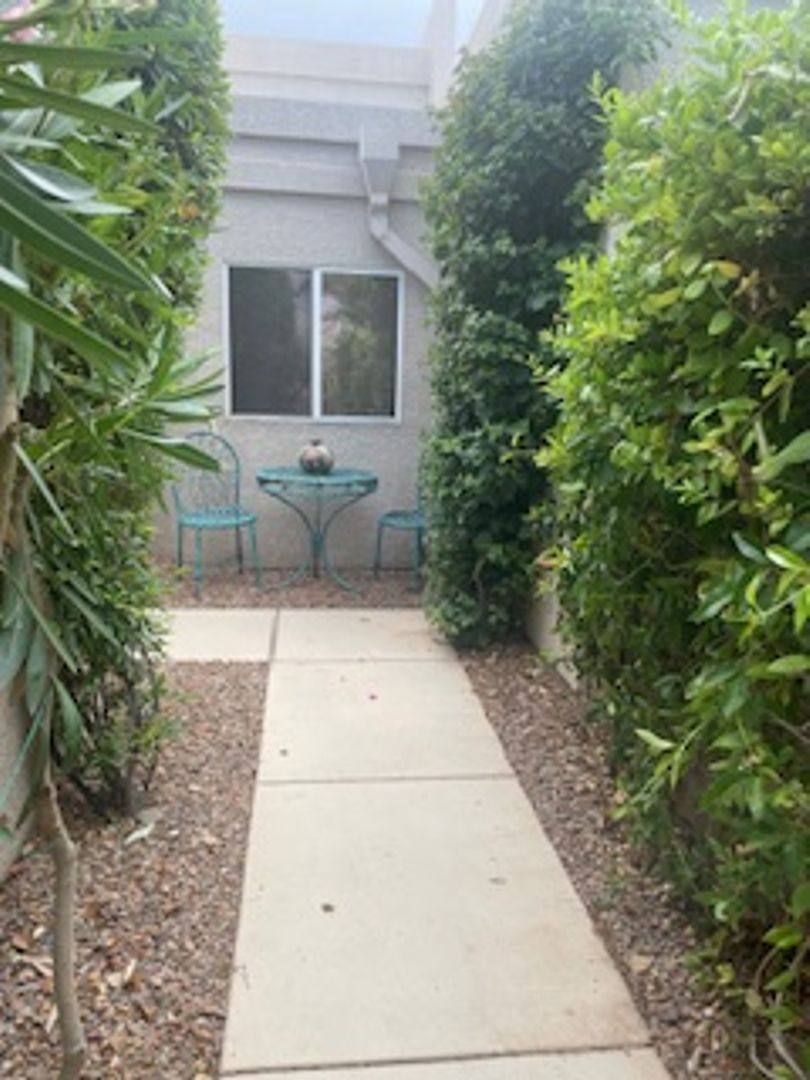 Townhouse for rent at 8601 N Johnny Miller Dr, Tucson, AZ 85742