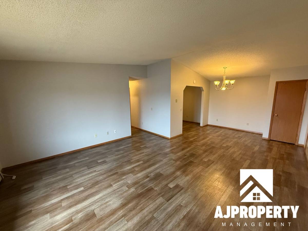 Apartment for rent at 609 N Teton Dr, Brandon, SD 57005