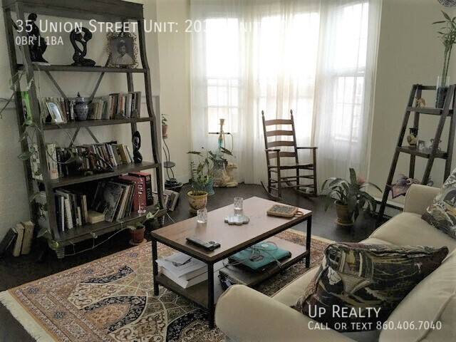 Apartment for rent at 35 Union St, New London, CT 06320
