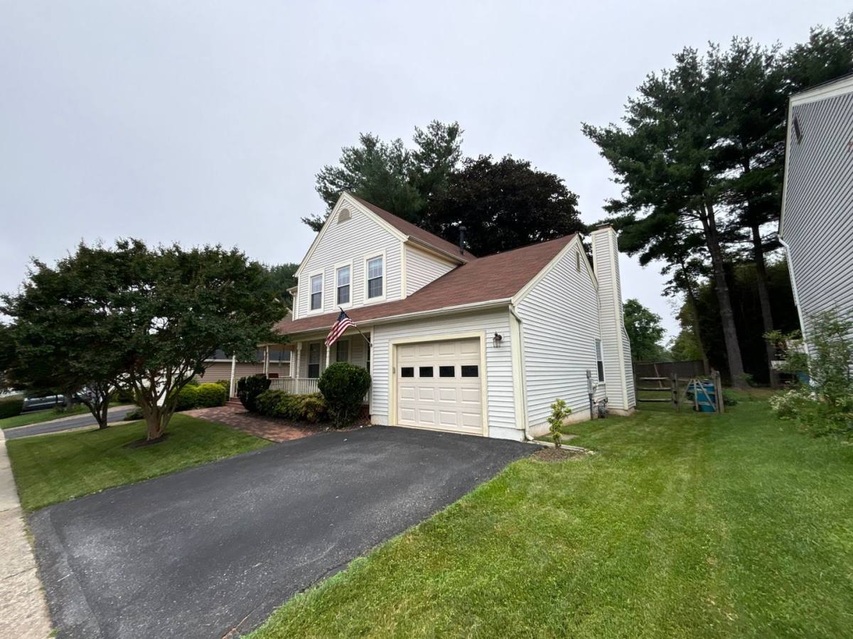 House for rent at 18428 Gardenia Way, Gaithersburg, MD 20879