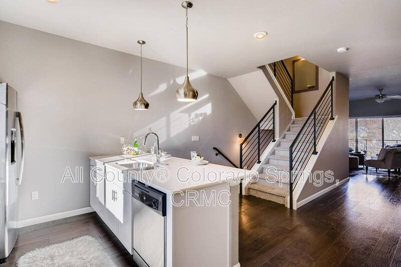 Townhouse for rent at 50 Cheyenne Blvd, Colorado Springs, CO 80905