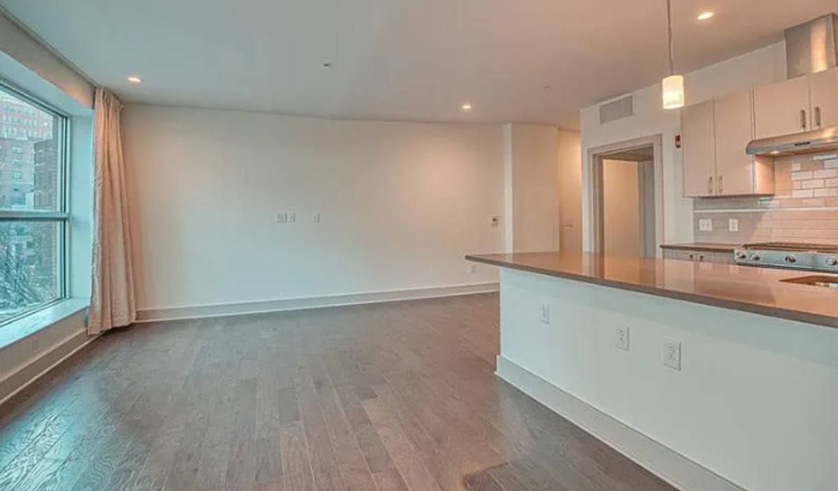 Apartment for rent at 955-959 Liberty Ave, Pittsburgh, PA 15222