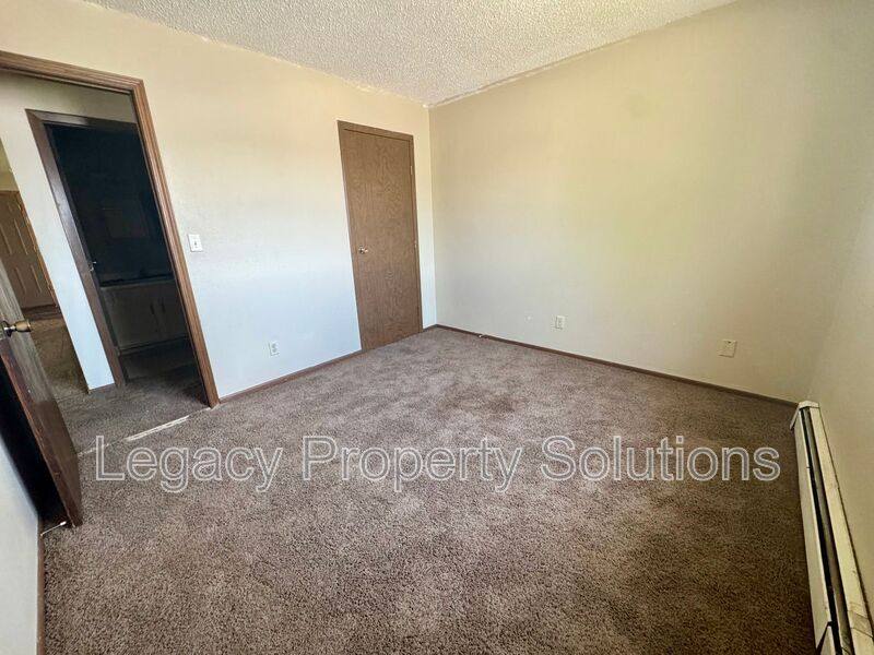 Apartment for rent at 305 E Expressway #1, Bismarck, ND 58504
