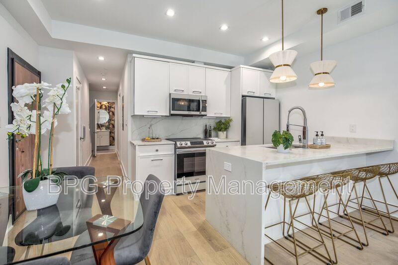 Condo for rent at 3921 W St NW #1, Washington, DC 20007