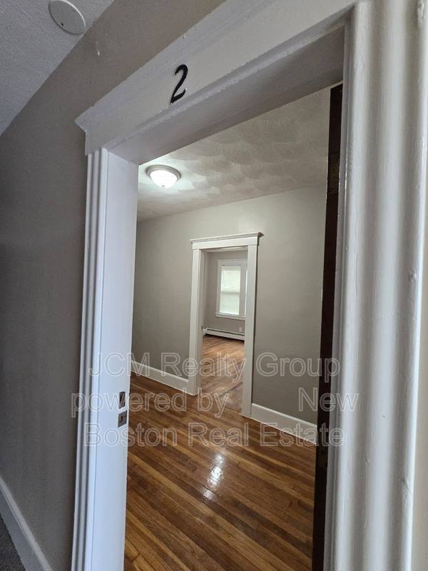 Apartment for rent at 196 Washington St #2 1st Floor, Lynn, MA 01902
