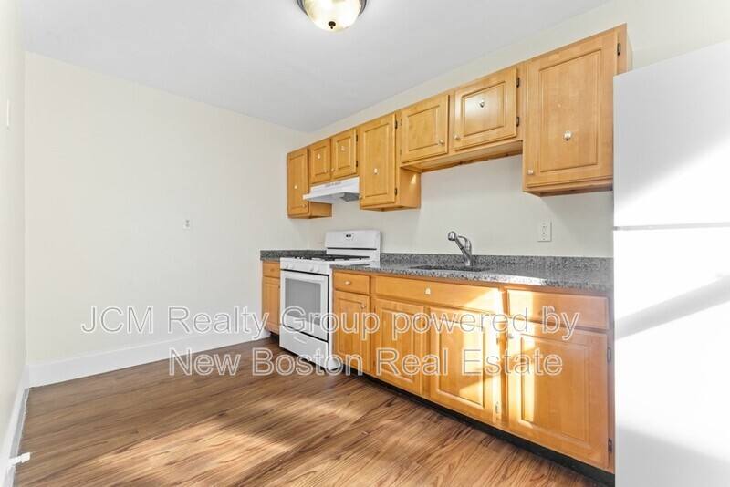Apartment for rent at 11 Victory Rd #U-32 2nd Floor, Dorchester, MA 02122