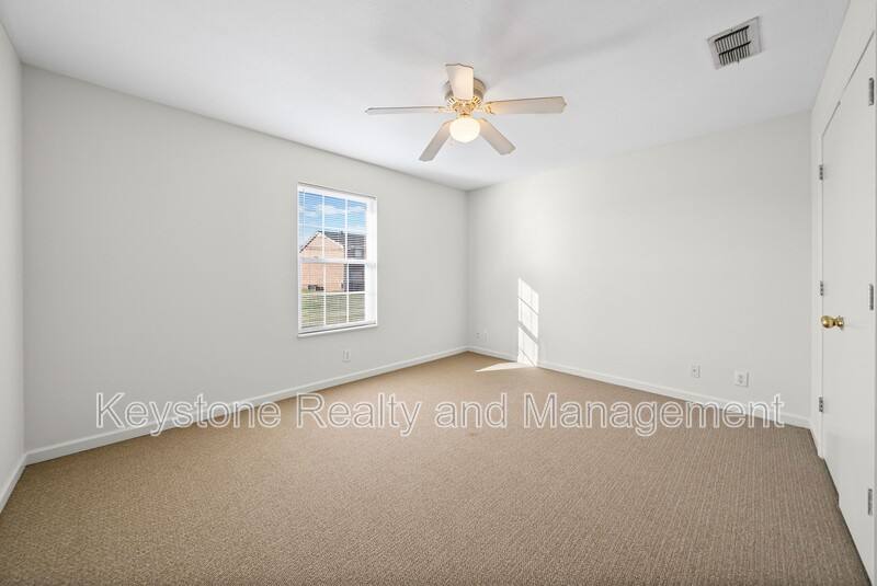 Townhouse for rent at 3312 Royster Lane #B, Clarksville, TN 37042