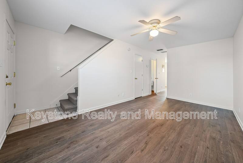 Townhouse for rent at 3312 Royster Lane #B, Clarksville, TN 37042