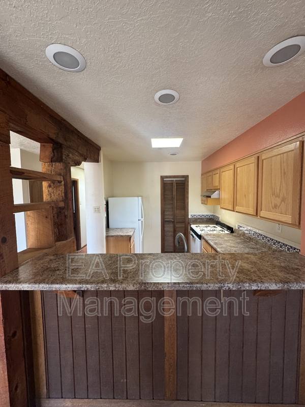 House for rent at 921 Nashville Ave SW #1, Albuquerque, NM 87105