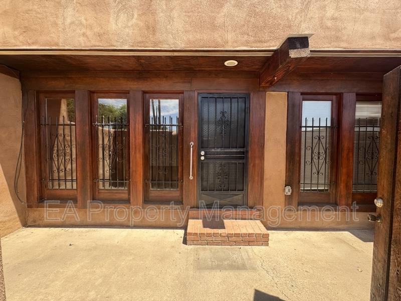 House for rent at 921 Nashville Ave SW #1, Albuquerque, NM 87105