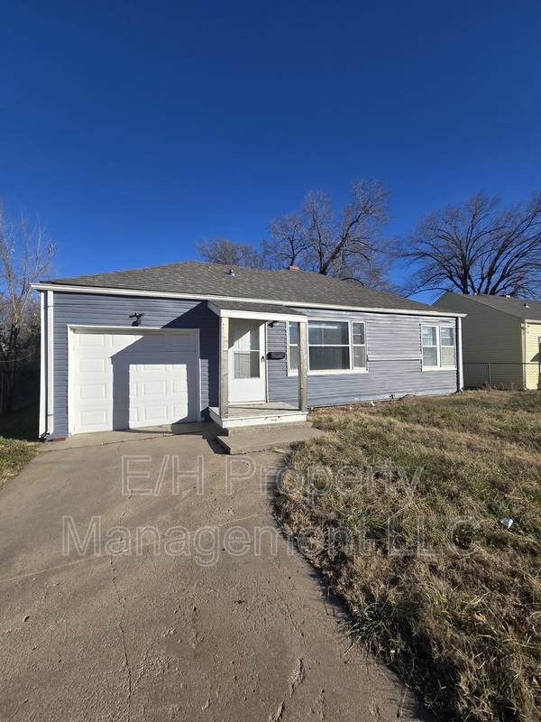 House for rent at 1642 N Erie St, Wichita, KS 67214