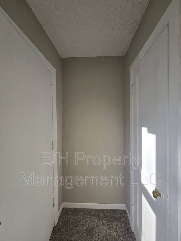House for rent at 1642 N Erie St, Wichita, KS 67214