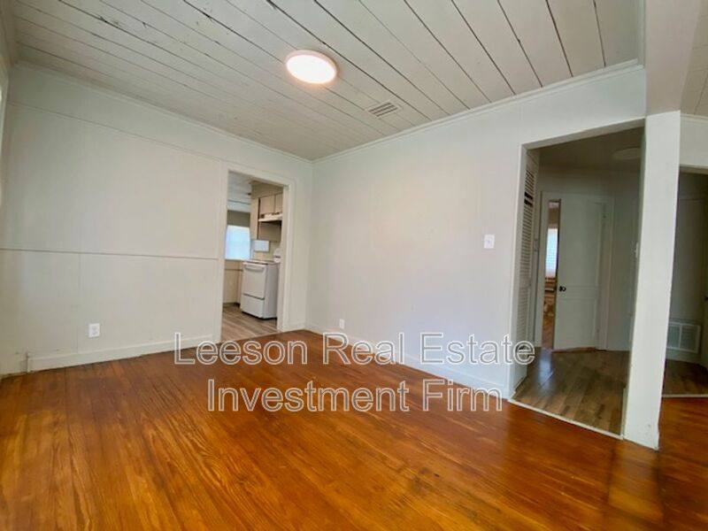 House for rent at 1416 Natalie St, Shreveport, LA 71108