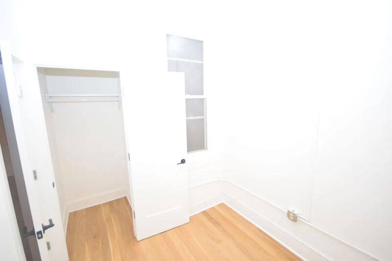 Apartment for rent at 1325 W 18th St #3F, Chicago, IL 60608