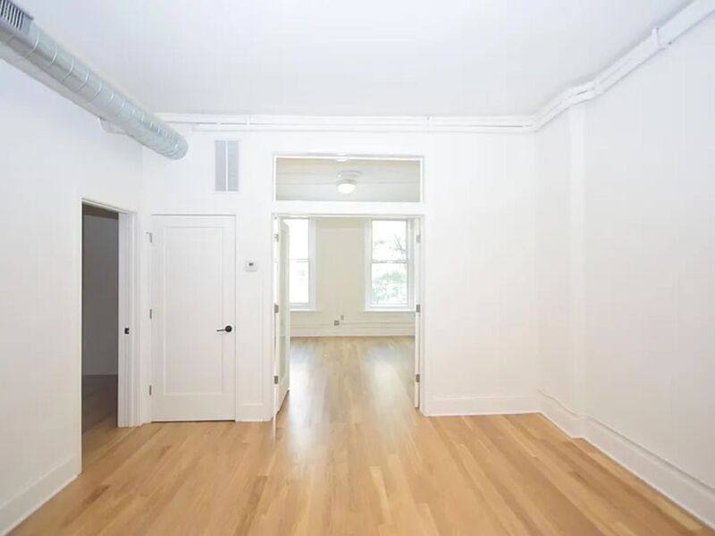 Apartment for rent at 1325 W 18th St #3F, Chicago, IL 60608