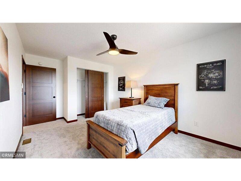 Townhouse for rent at 18001 Walnut Circle, Big Lake, MN 55309