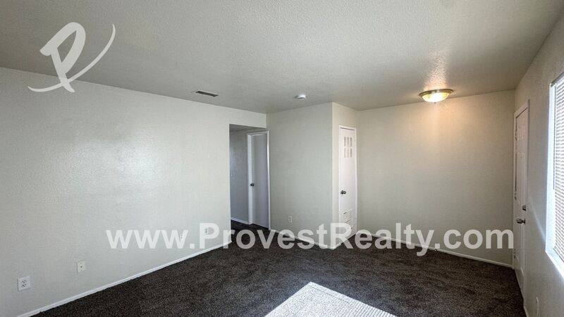Townhouse for rent at 22526 Sioux Rd #12, Apple Valley, CA 92308