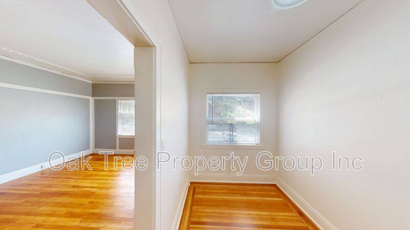 House for rent at 607 Beacon St #6, Oakland, CA 94610