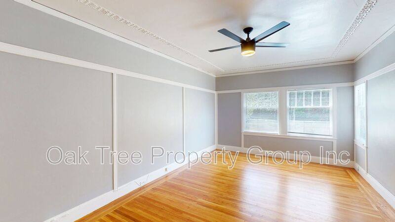House for rent at 607 Beacon St #6, Oakland, CA 94610