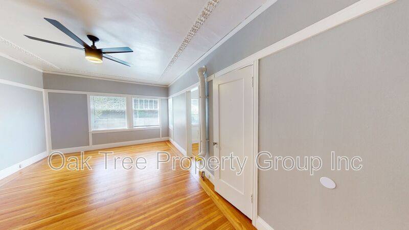 House for rent at 607 Beacon St #6, Oakland, CA 94610
