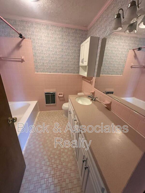 House for rent at 304 Swaim St, Randleman, NC 27317