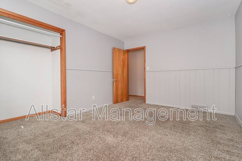 Apartment for rent at 26611 Lakeshore Blvd #UP, Euclid, OH 44132