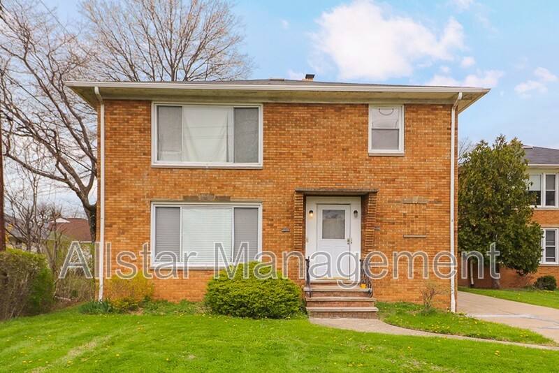 Apartment for rent at 26611 Lakeshore Blvd #UP, Euclid, OH 44132